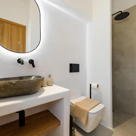 Proper Stone - Antiparos Villa