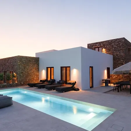 Proper Stone - Antiparos Villa *